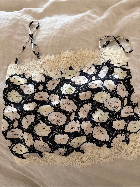 Doen Tops - Doen Black Floral Lace Trim Camisole